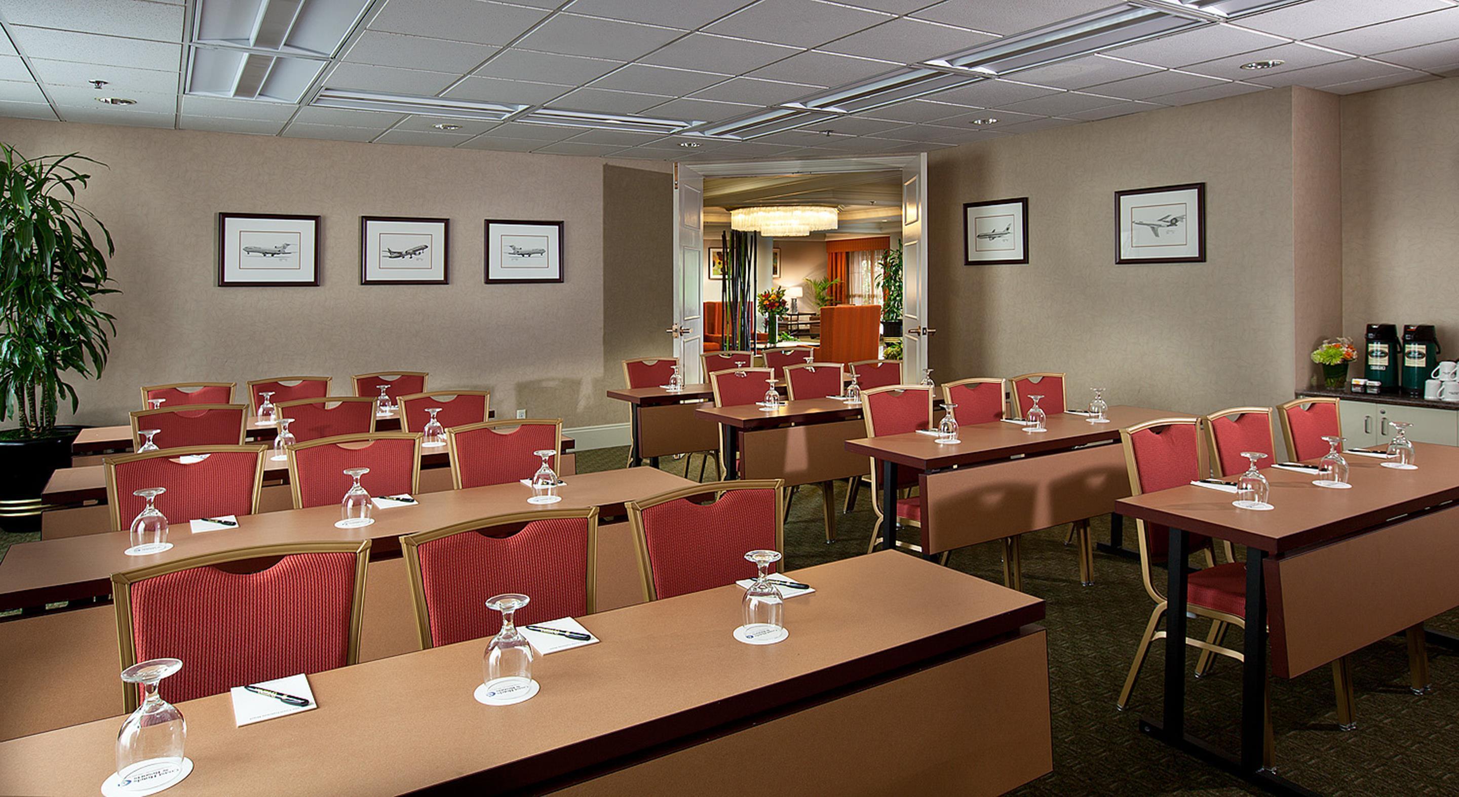 Coast Gateway Hotel SeaTac Affari foto
